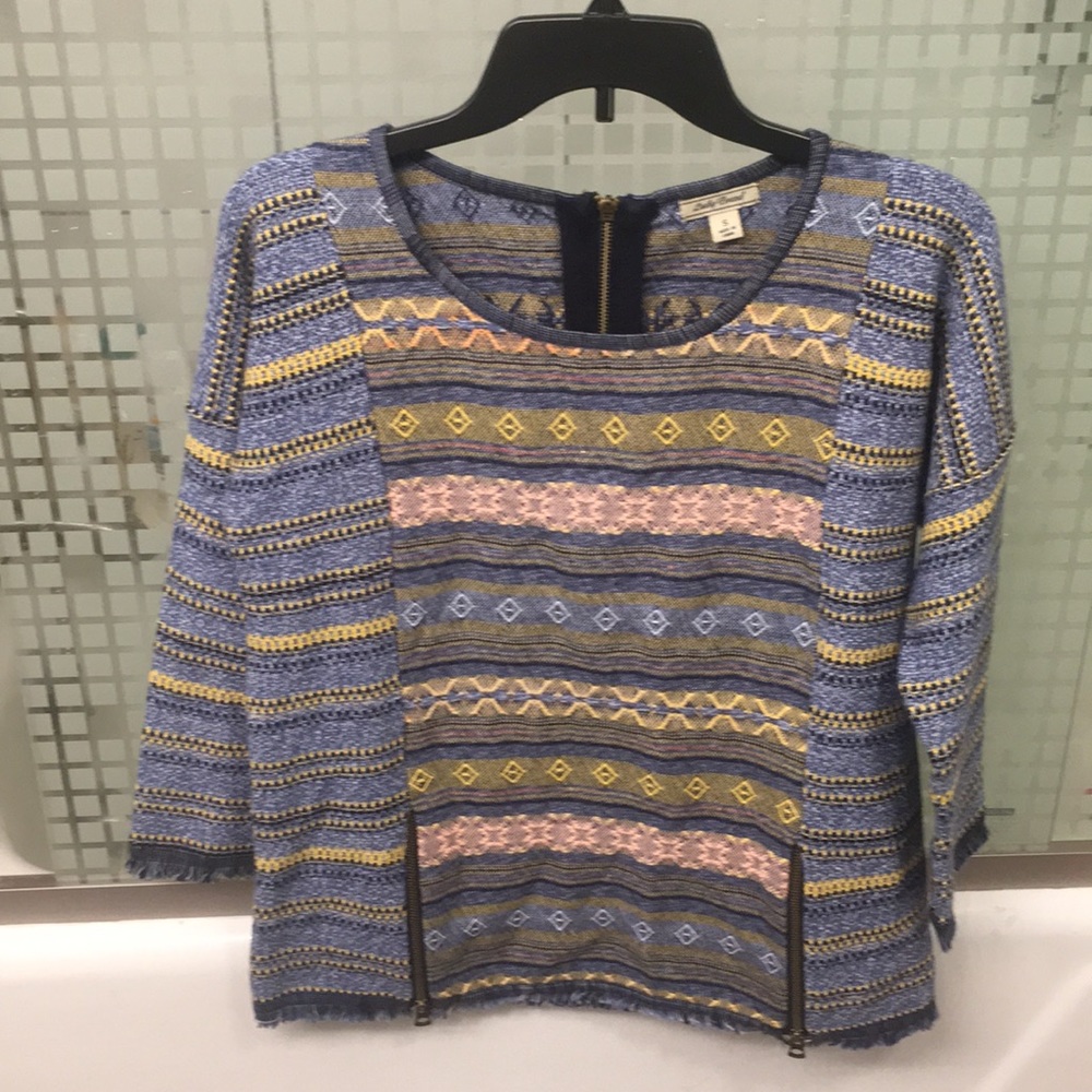 Lucky brand 3/4 sleeve sweater shirt